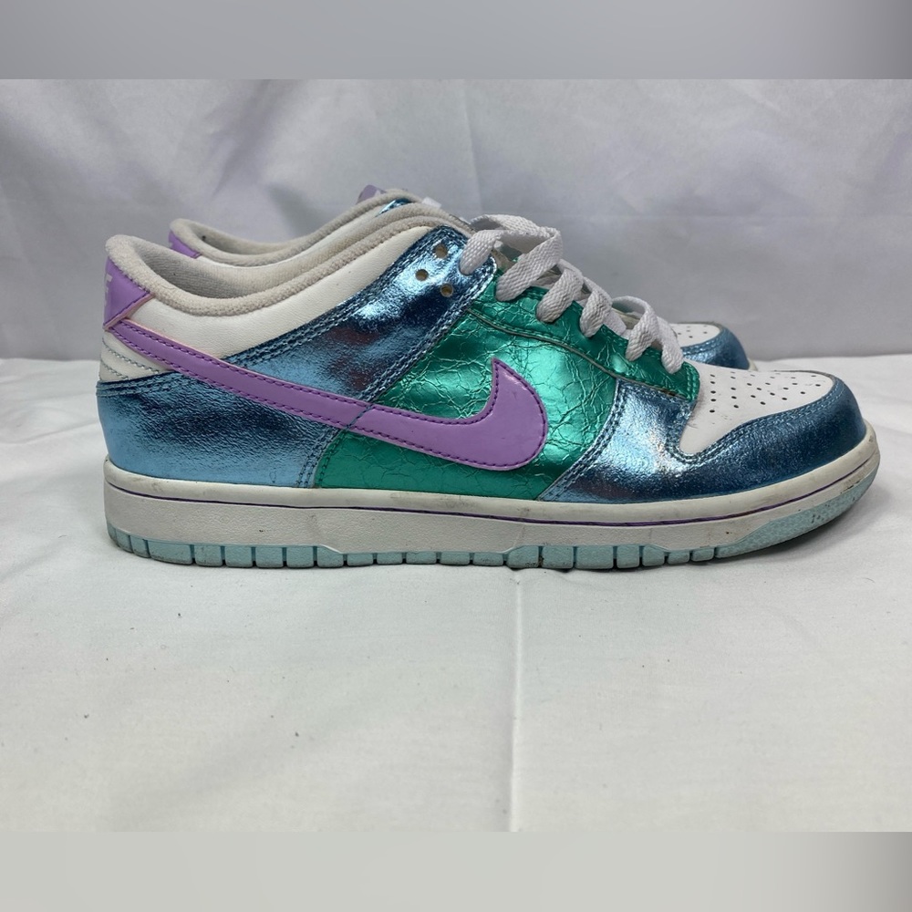2009 NIKE DUNK LOW GS GIRL YOUTH SNEAKERS 309601-400 METALLIC Green 5.5Y
